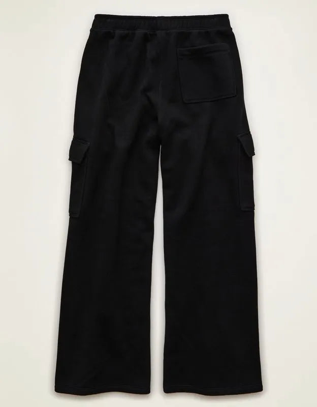 AE Everyday Luxe Cargo Wide-Leg Sweatpant