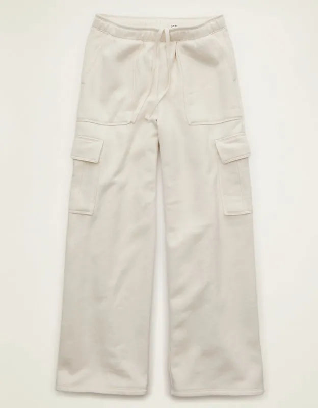 AE Everyday Luxe Cargo Wide-Leg Sweatpant