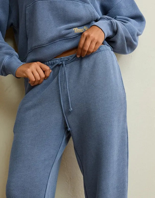 AE Low-Rise Campus Jogger