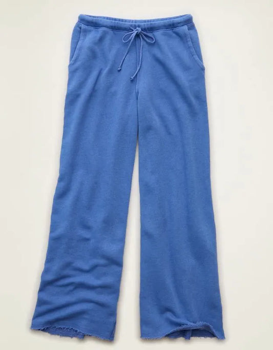 AE Dreamy Fleece Low-Rise Wide-Leg Sweatpant