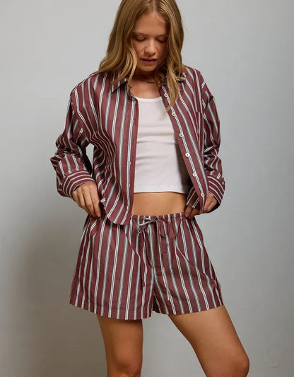 AE77 High-Waisted Poplin Short