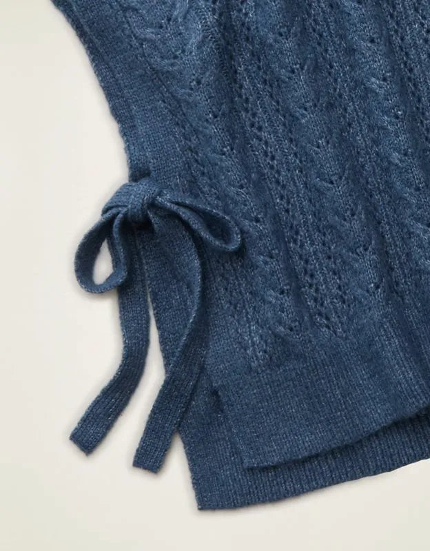 AE Whoa So Soft Cable Knit Vest