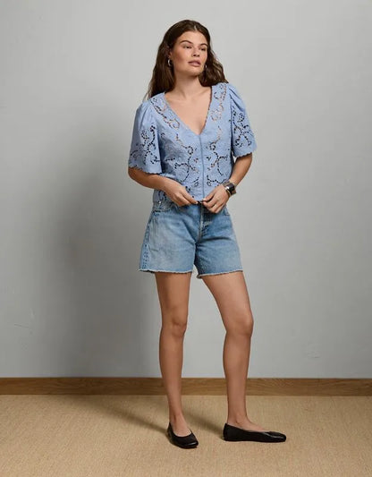 AE77 Eyelet Lace Short-Sleeve Blouse