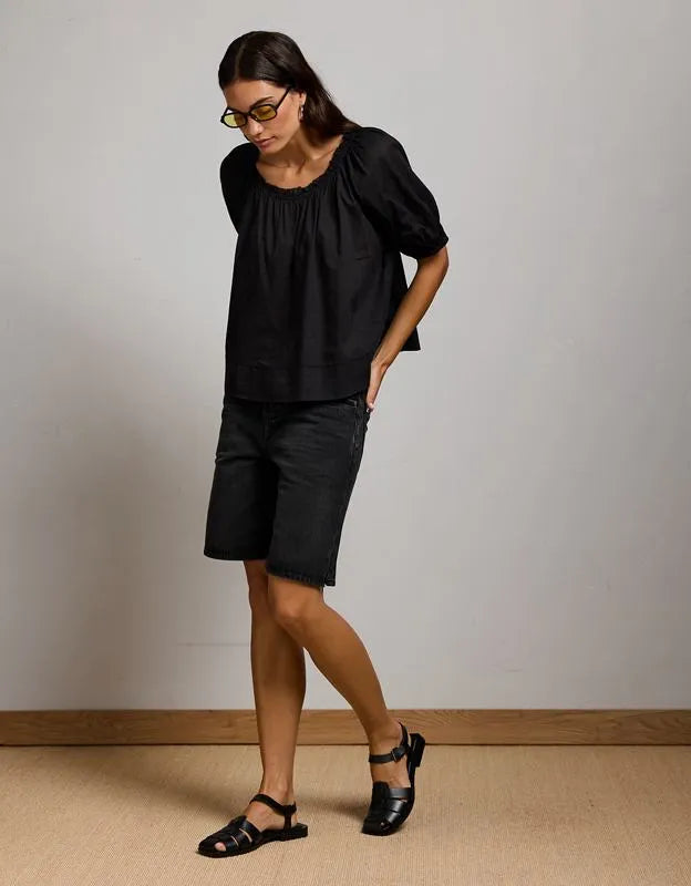 AE77 Puff Sleeve Cropped Top