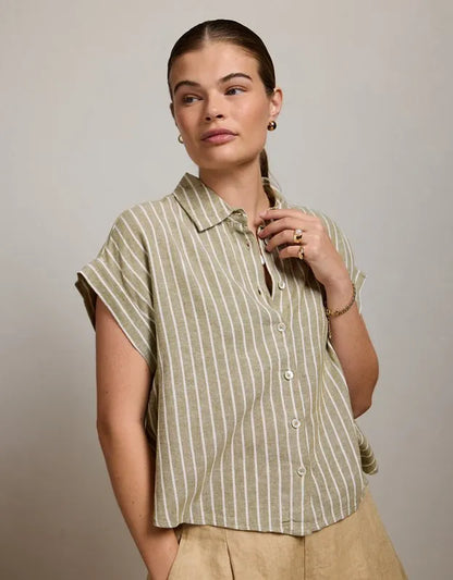 AE77 Boxy Linen-Blend Button-Up Shirt