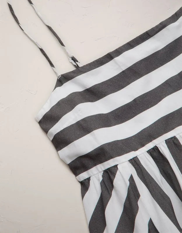 AE77 Empire Waist Maxi Dress