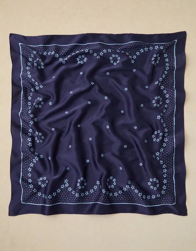 AE Daisy Scarf Bandana