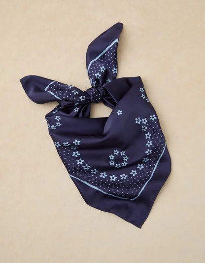 AE Daisy Scarf Bandana
