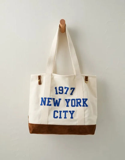 AE Off-Duty Graphic Tote Bag