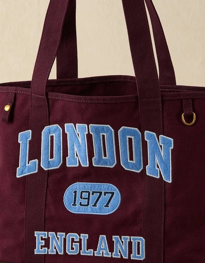 AE Off-Duty Graphic Tote Bag