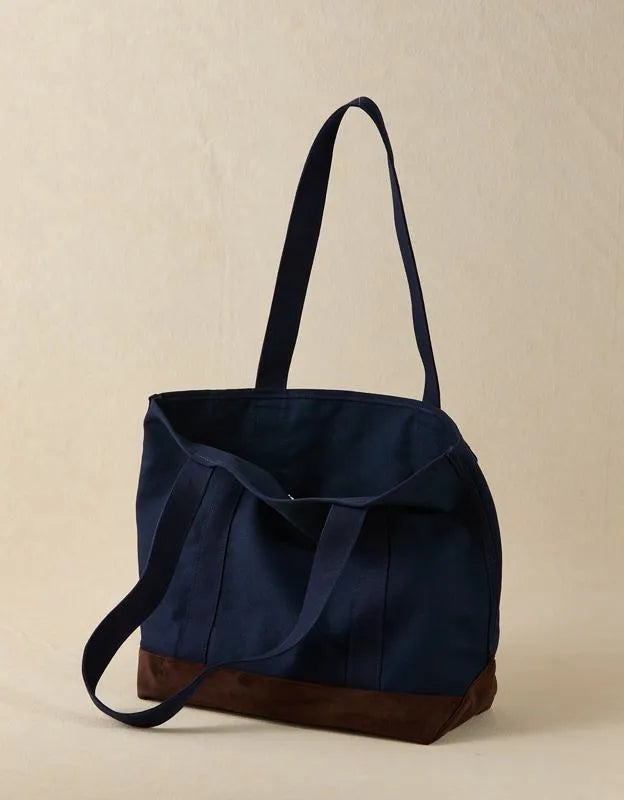 AE Off-Duty Snoopy Tote Bag