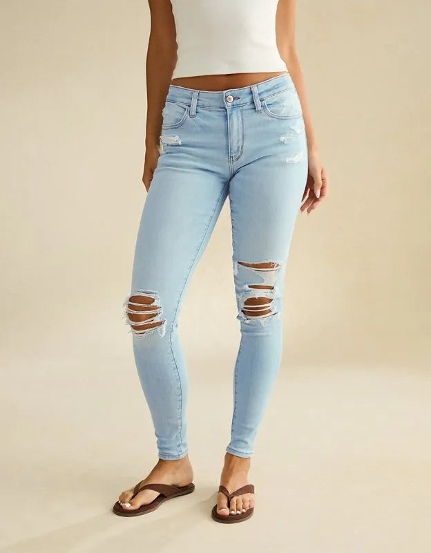 AE Low-Rise Ripped Jegging