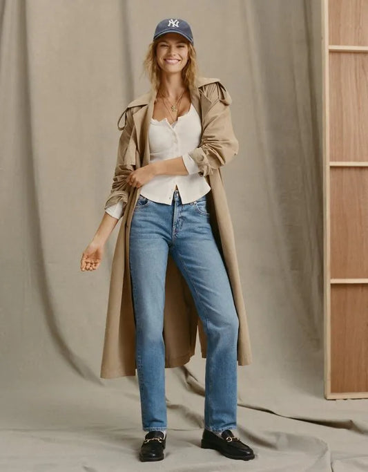 AE High-Waisted Straight Jean
