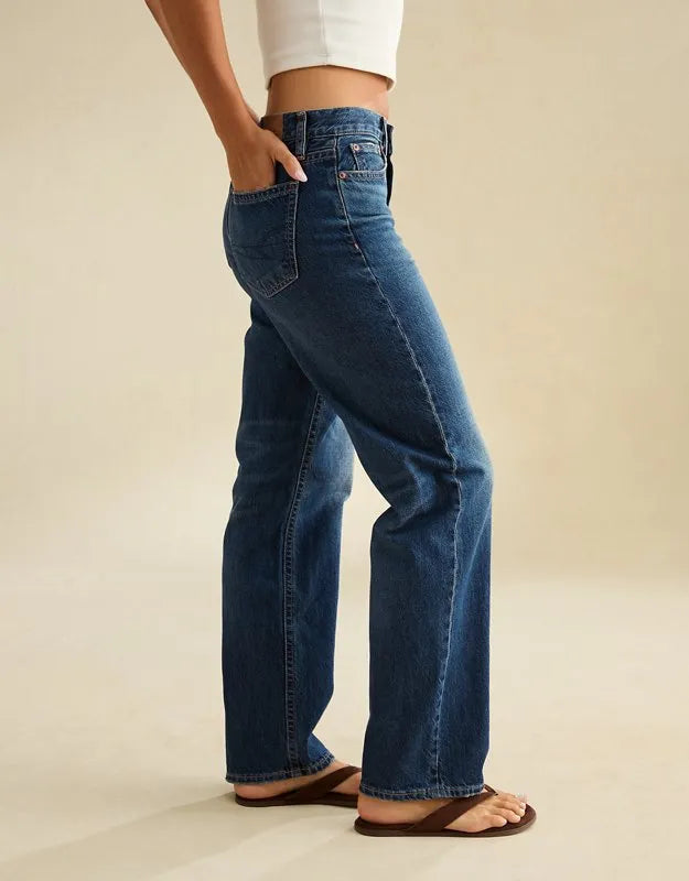 AE Low-Rise Classic Straight Jean
