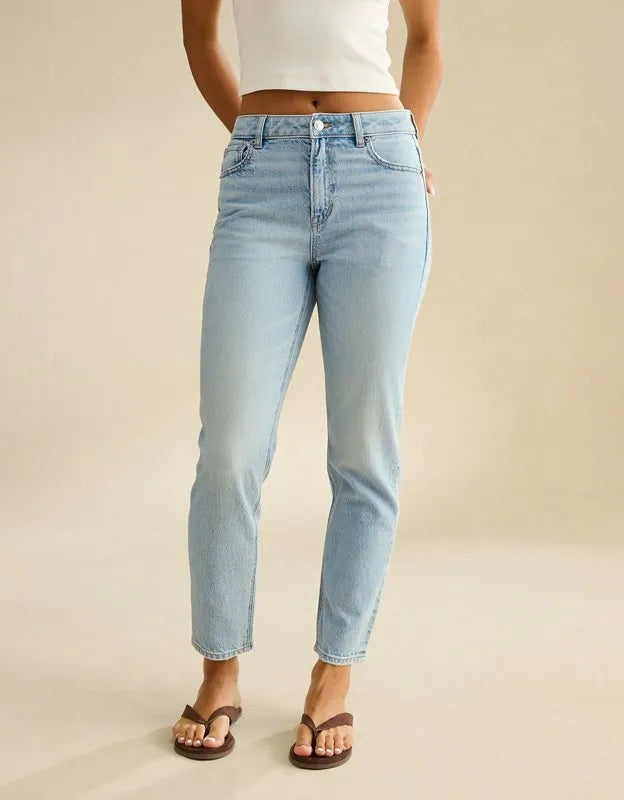 AE Mom Jean