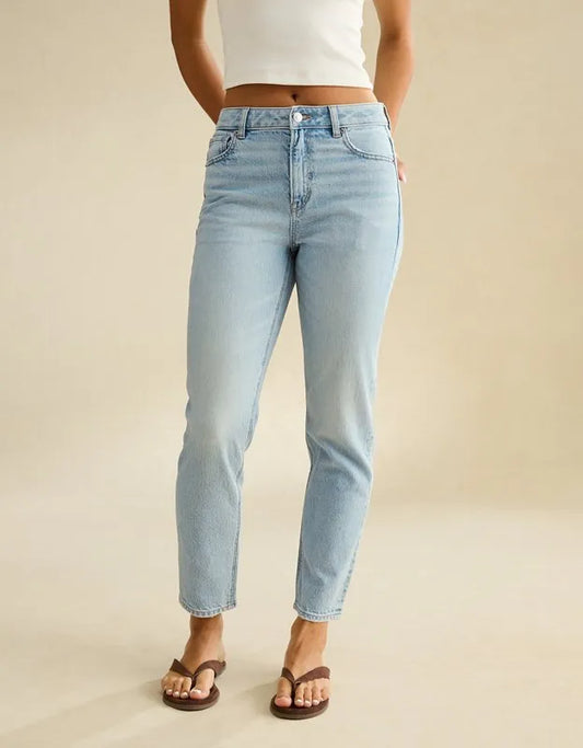AE Mom Jean