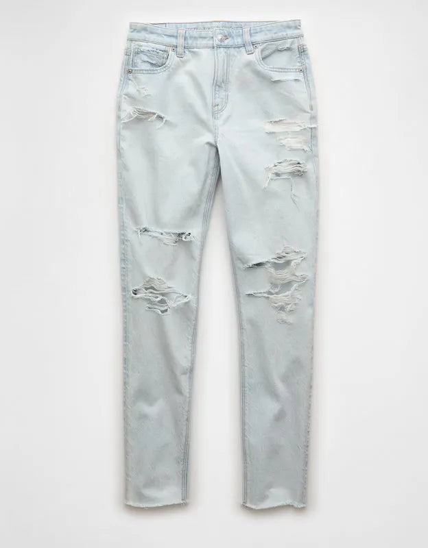 AE Strigid Ripped Mom Jean
