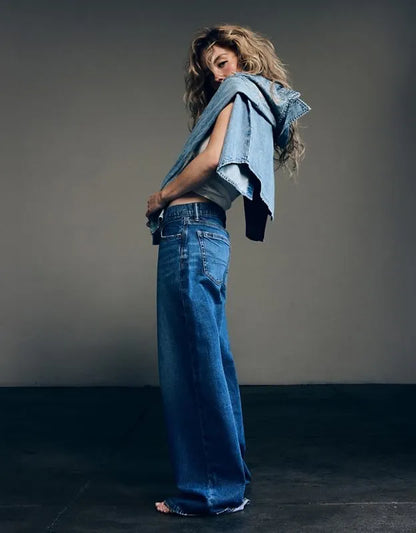 AE Low-Rise Baggy Ultra Wide-Leg Jean