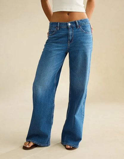 AE Low-Rise Baggy Ultra Wide-Leg Jean