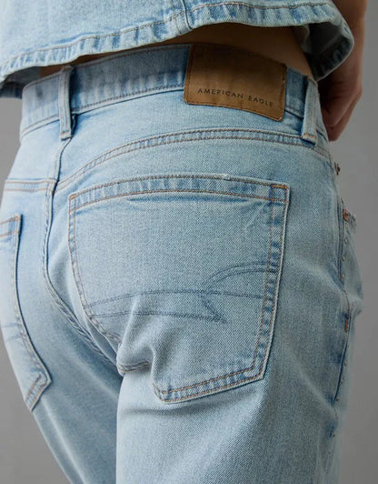 AE Strigid Low-Rise Baggy Straight Jean