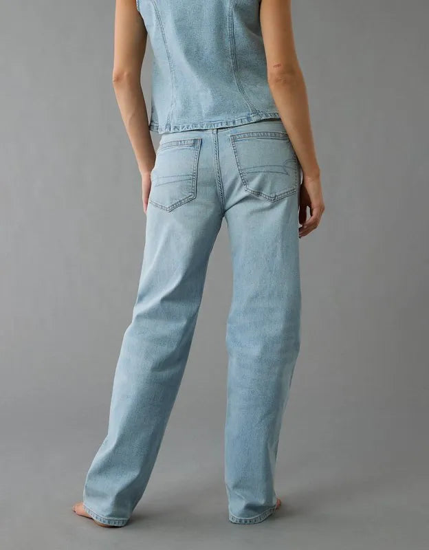AE Strigid Low-Rise Baggy Straight Jean