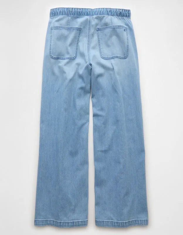 AE Dreamy Drape Low-Rise Ultra Wide-Leg Pull-On Jean