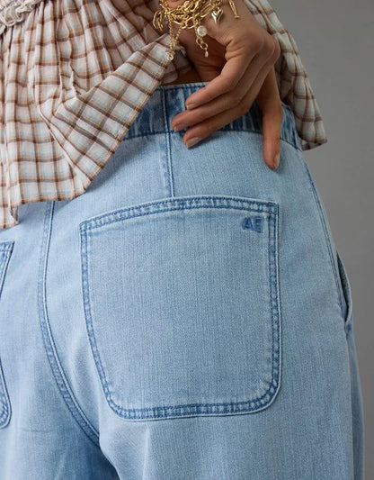 AE Dreamy Drape Low-Rise Ultra Wide-Leg Pull-On Jean