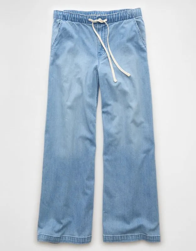 AE Dreamy Drape Low-Rise Ultra Wide-Leg Pull-On Jean