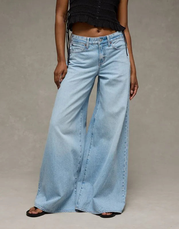 AE Dreamy Drape Strigid A-Line Fit Jean