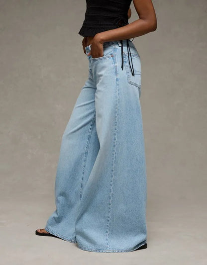 AE Dreamy Drape Strigid A-Line Fit Jean