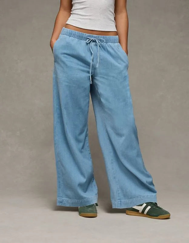AE Cozy Dreamy Drape Low-Rise Ultra Wide-Leg Jean