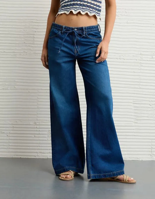 AE Dreamy Drape Strigid Low-Rise Ultra Wide-Leg Jean