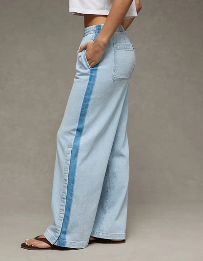 AE Low-Rise Baggy Ultra-Wide Leg Jean