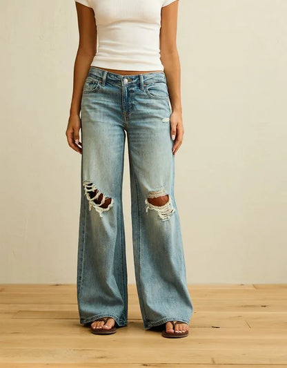 AE Low-Rise Baggy Ultra-Wide Leg Jean