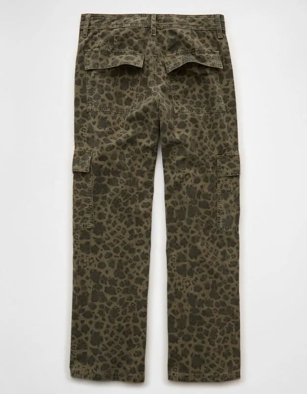 AE Low-Rise Baggy Straight Cargo Pant
