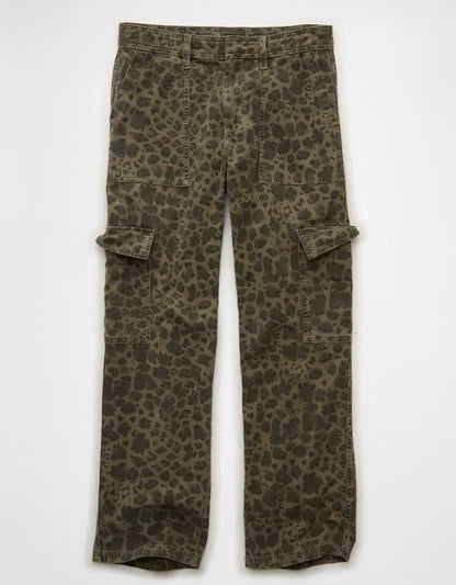 AE Low-Rise Baggy Straight Cargo Pant