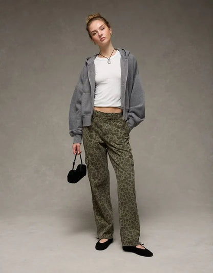 AE Low-Rise Baggy Straight Cargo Pant
