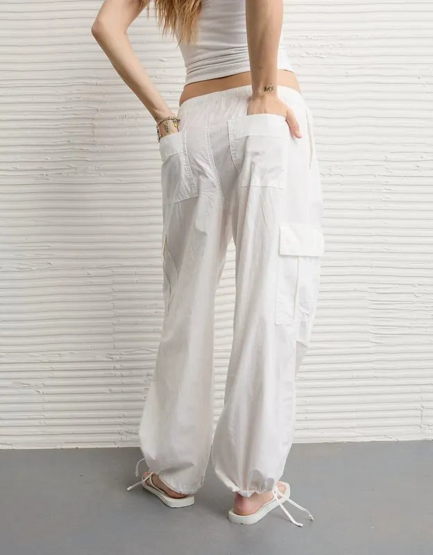 AE Low-Rise Baggy Cargo Parachute Pant