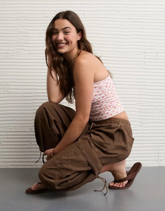 AE Low-Rise Baggy Cargo Parachute Pant