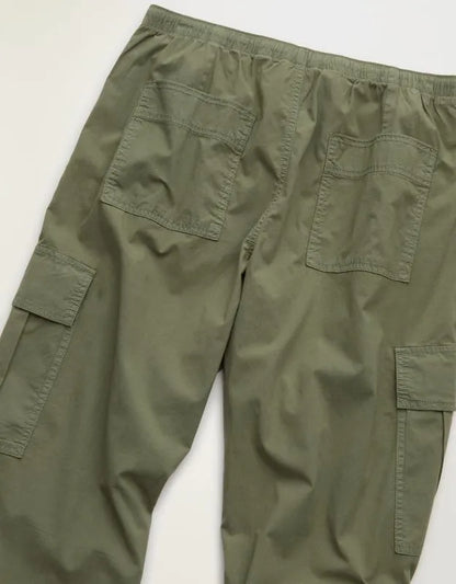 AE Low-Rise Baggy Cargo Parachute Pant