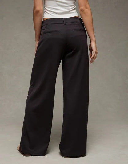 AE Low-Rise Ultra Wide-Leg Trouser