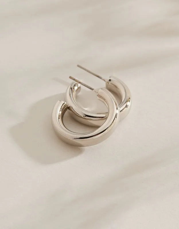 AE Keepers Collection Platinum Plated Hoop Earring