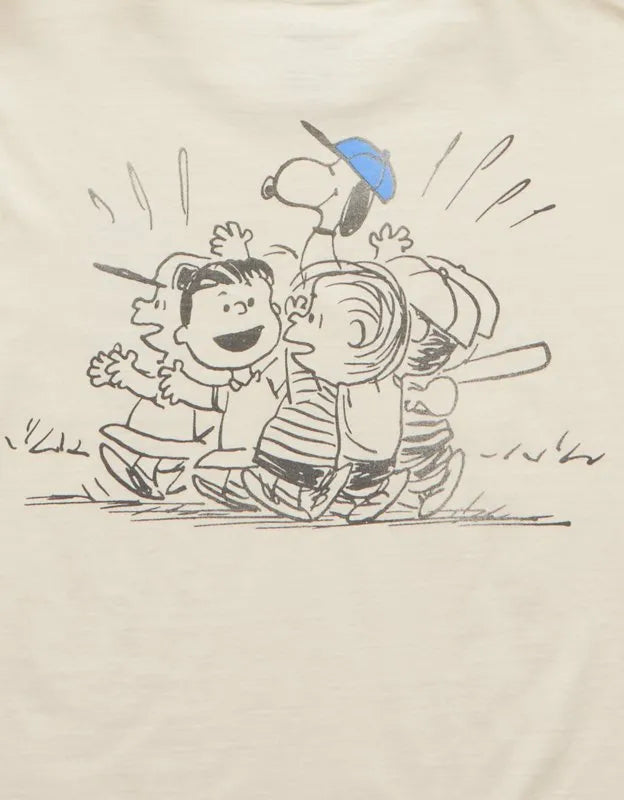 AE Standard Fit Snoopy Graphic T-Shirt