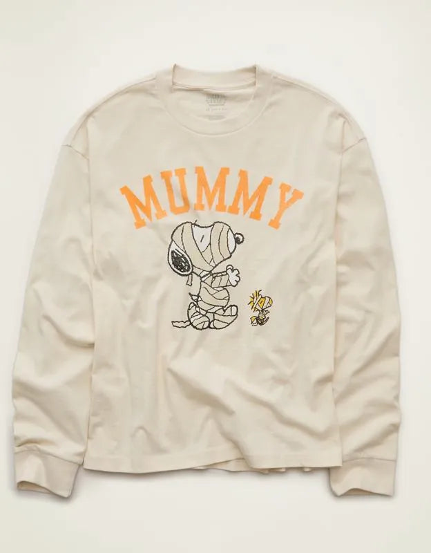 AE Boxy Fit Halloween Snoopy Long Sleeve Graphic T-Shirt