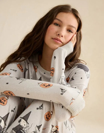 AE Luxe Plush Snoopy Long Sleeve + Pant PJ Set