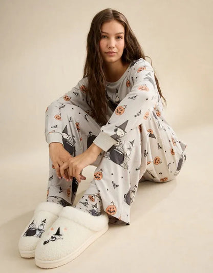 AE Luxe Plush Snoopy Long Sleeve + Pant PJ Set