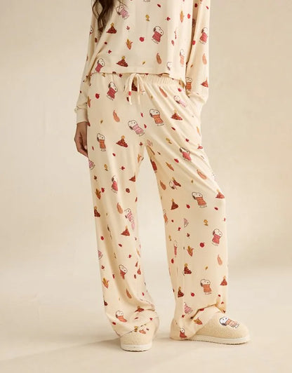 AE Luxe Plush Snoopy Long Sleeve + Pant PJ Set