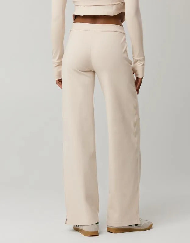 OFFLINE By Aerie The Hugger Trouser