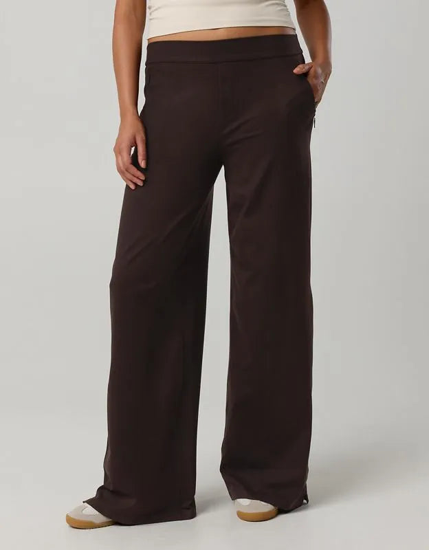OFFLINE By Aerie The Hugger Trouser