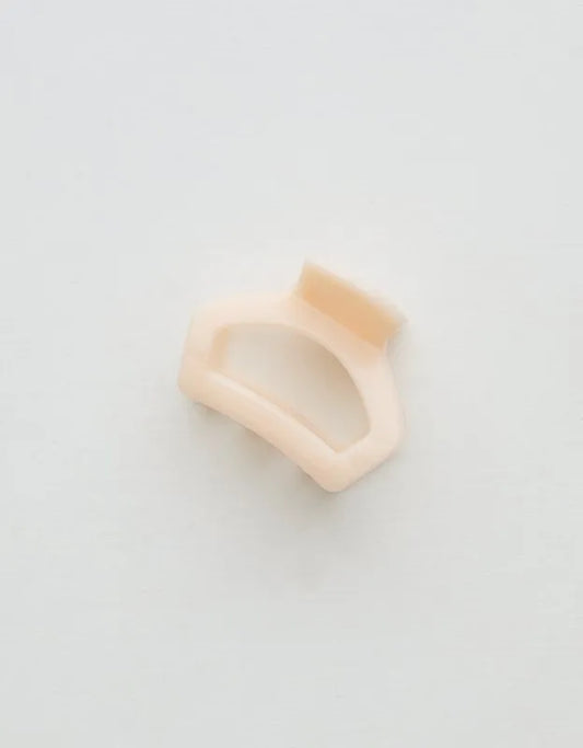 Teleties Petite Almond Claw Clip
